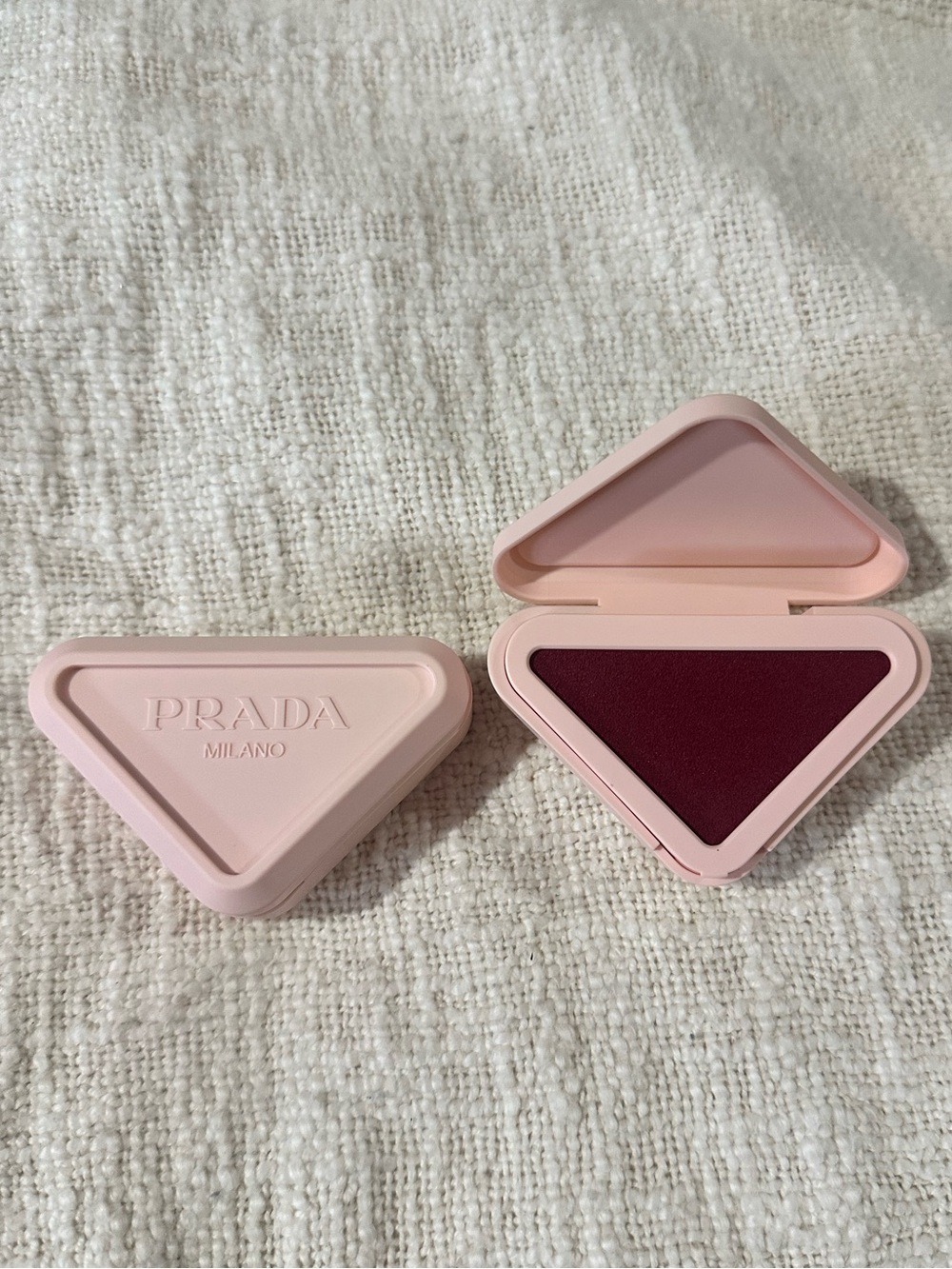 Prada- Touch Cream to Powder Soft Blur Longwear Blush